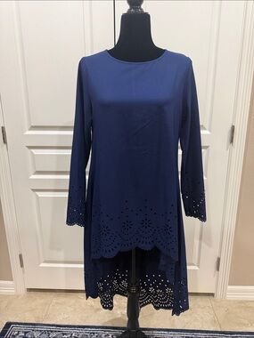SHEIN Navy Laser-Cut Hi-Low Tunic Top